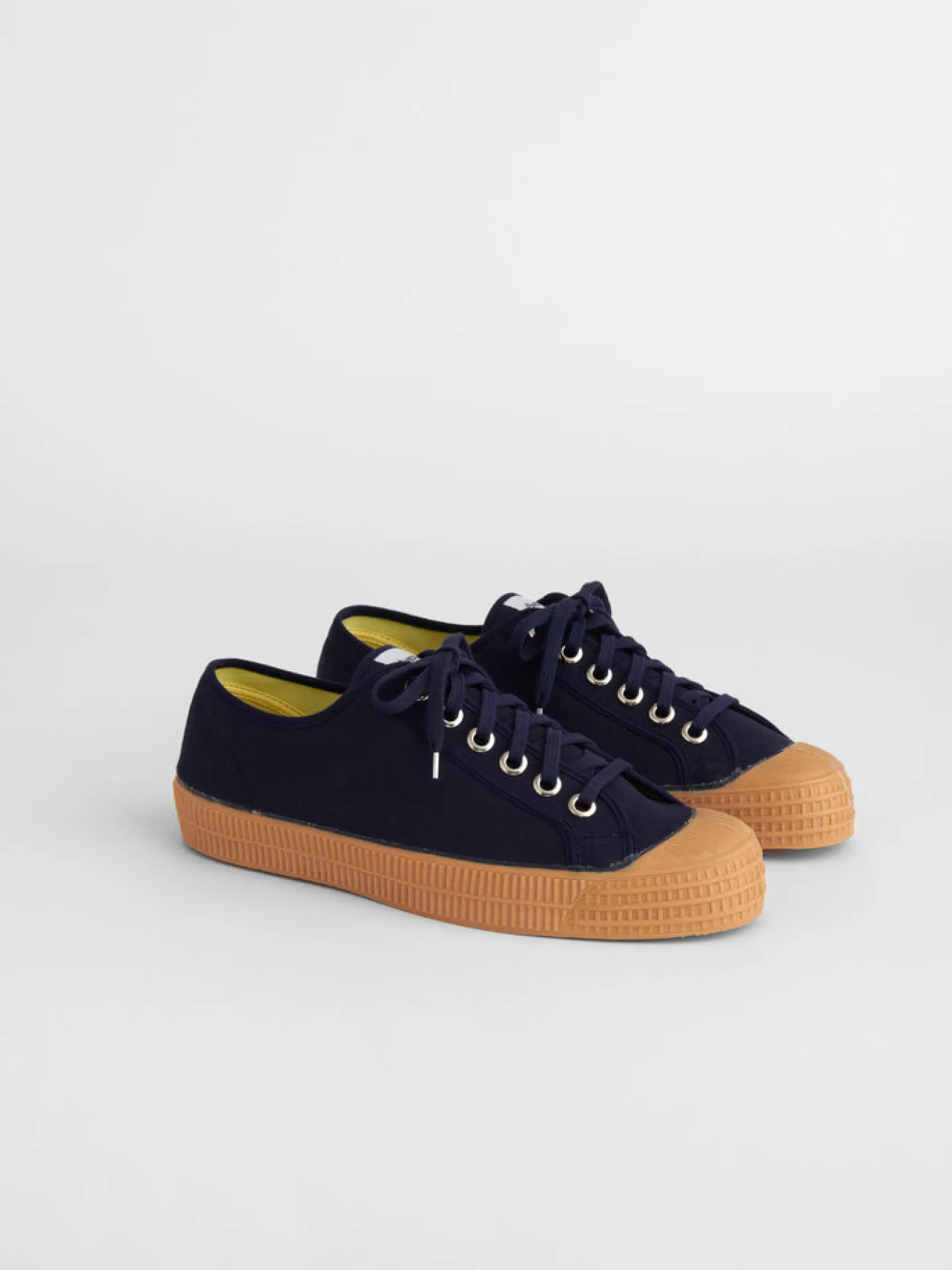 Novesta Star Master Lowtop Sneakers*Alex Mill Cheap