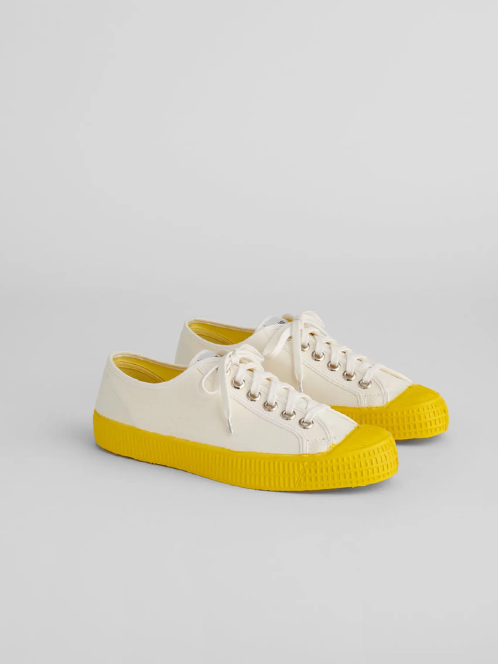 Novesta Star Master Lowtop Sneakers*Alex Mill Clearance