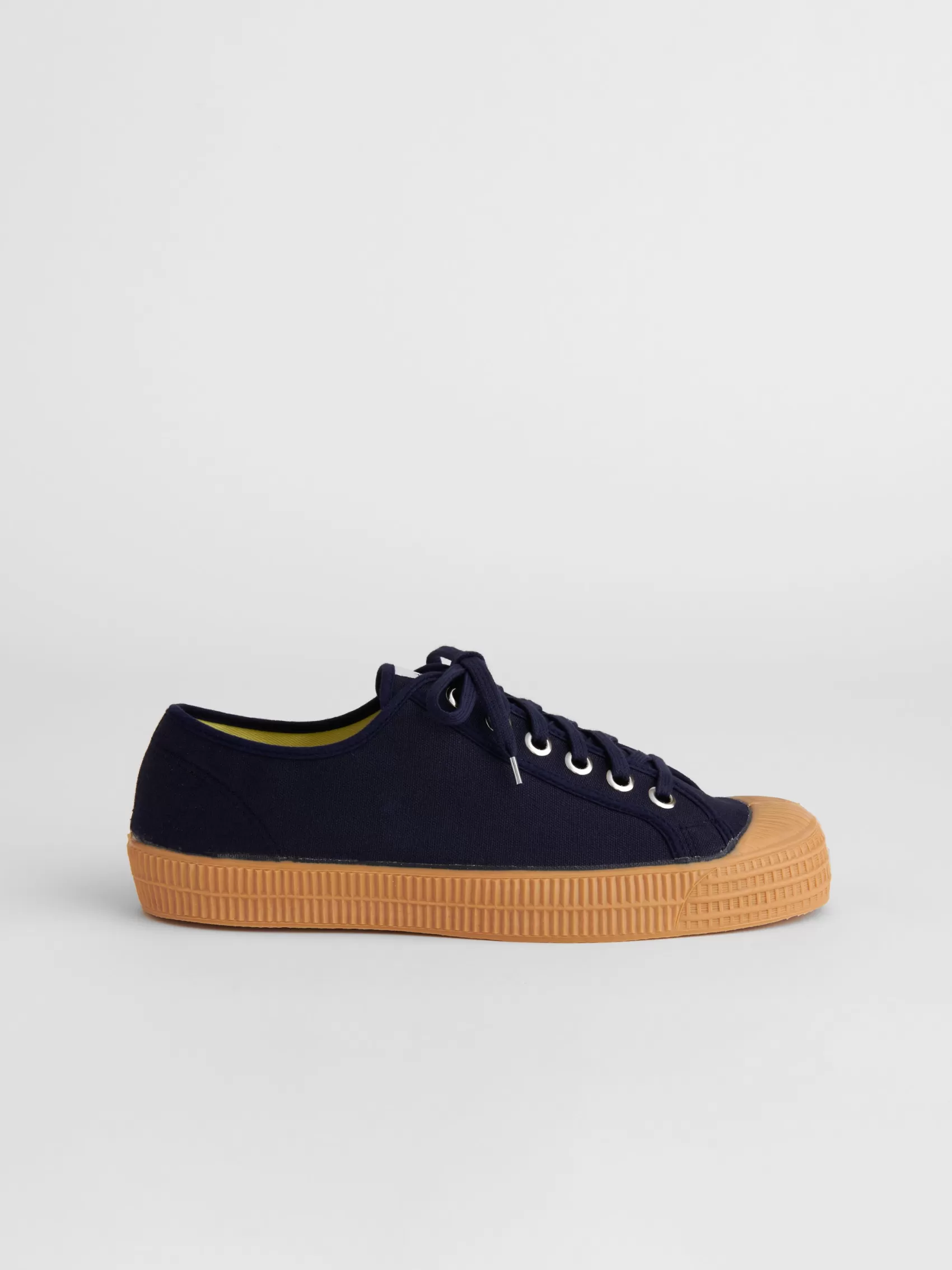 Novesta Star Master Lowtop Sneakers*Alex Mill Cheap