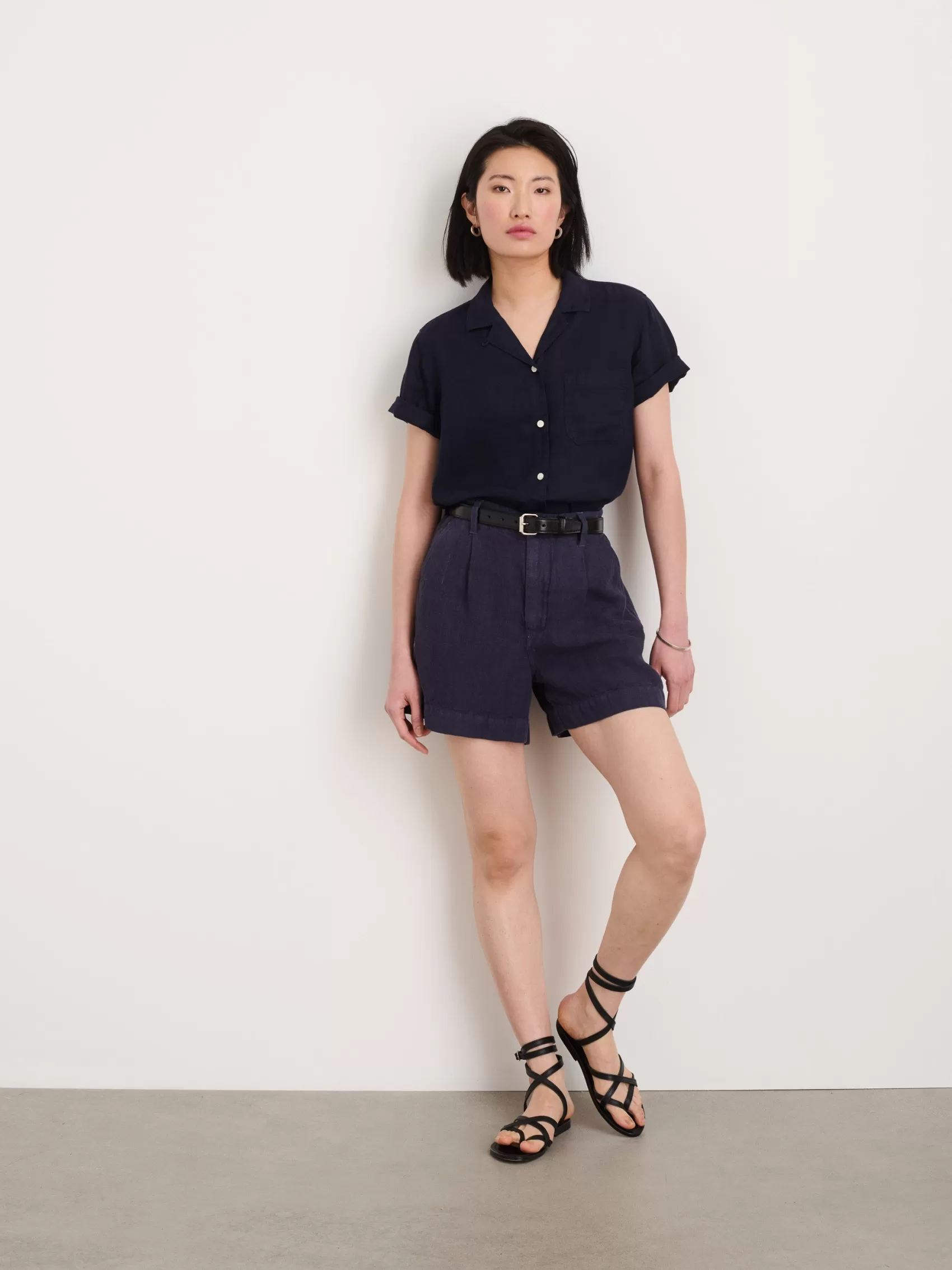 Pleated Pull On Shorts In Linen*Alex Mill Outlet