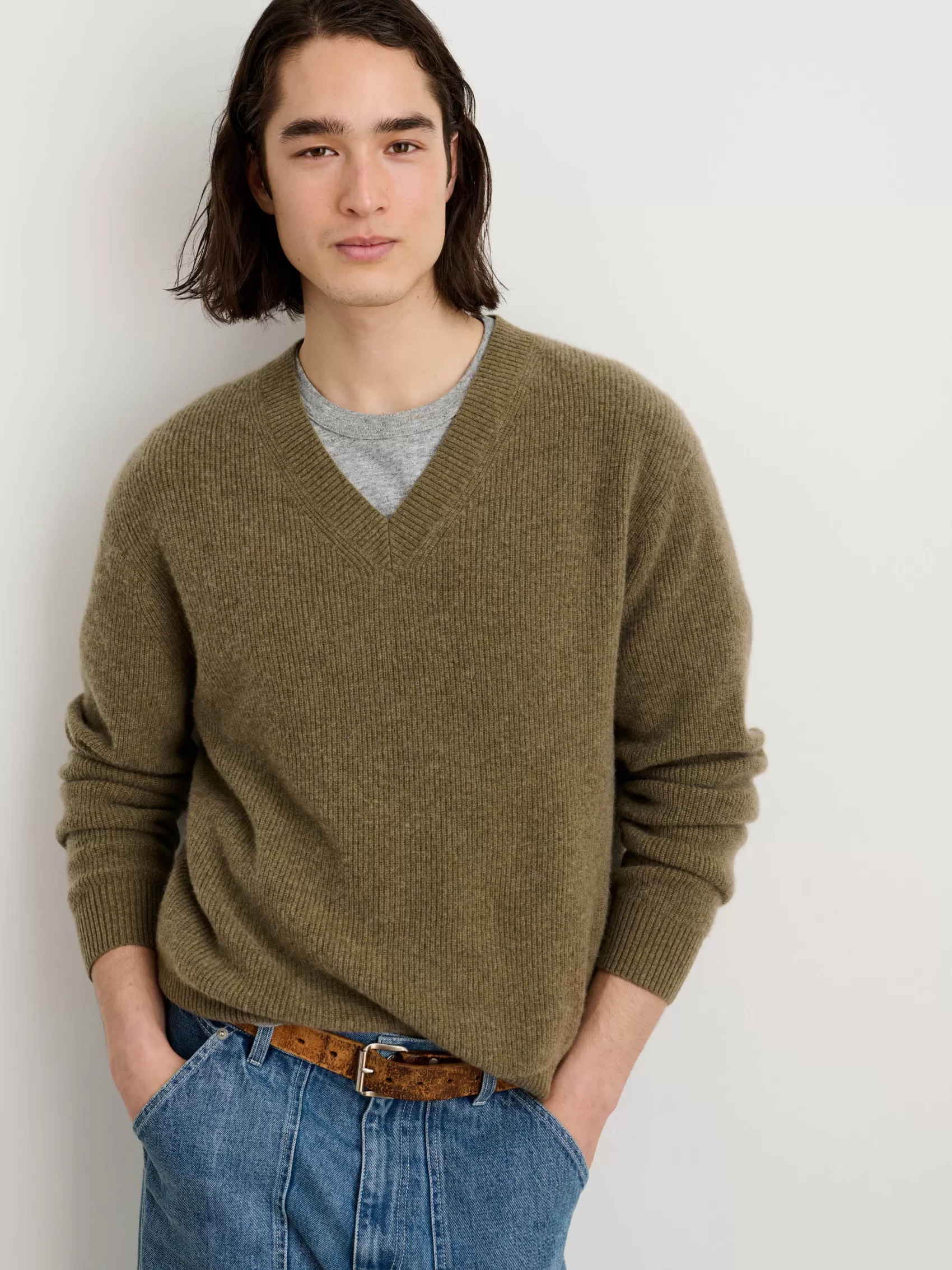 V-Neck Sweater In Lightweight Cashmere*Alex Mill Fashion